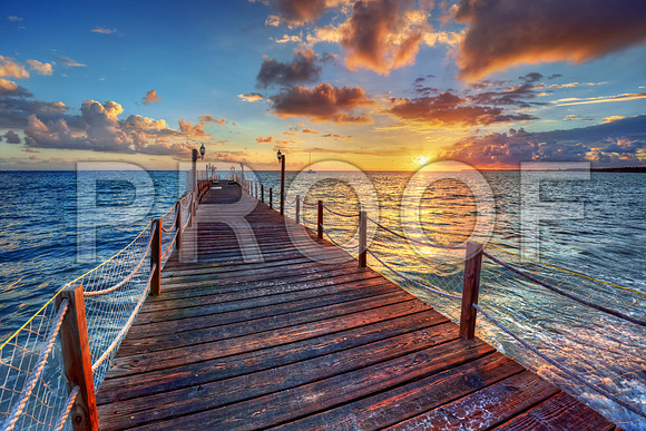 Pier_STK_194553461