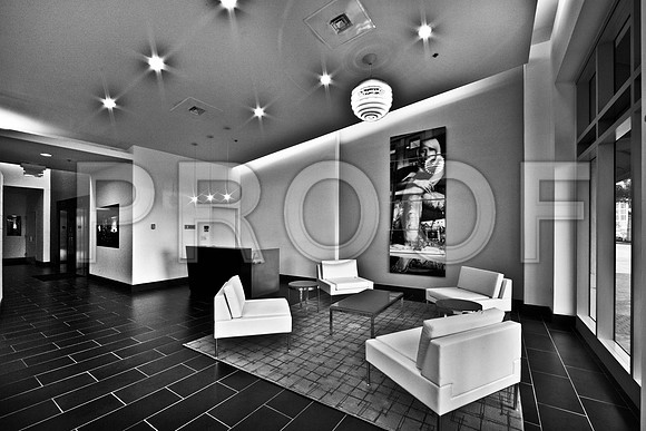 MTMB_MIDTOWN_BW_INT_LOB_IMG_7725