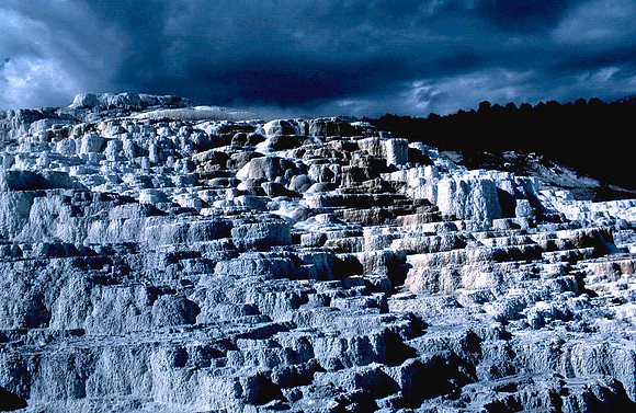 47663_B11_SL_COLOR_SODABUTE_YELLOWSTONE_WY_97_08 copy