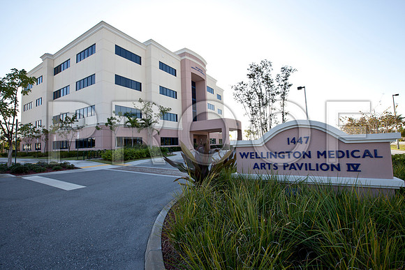 4937_DG_Dr_Amos_Clinic_Instalation_West_Palm_Beach_FL_2010_IMG_0117
