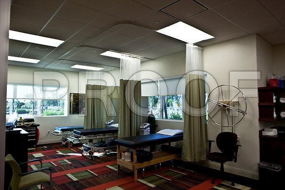 4937_DG_Dr_Amos_Clinic_Instalation_West_Palm_Beach_FL_2010_IMG_0097