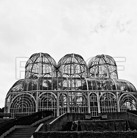 2582_FM_BW_SQ_CURITIBA_BRAZIL_2004_8