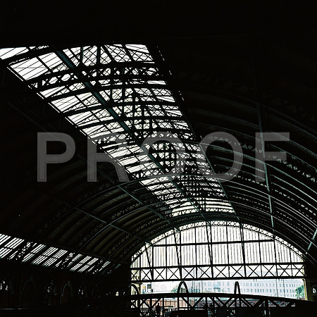 2594_FM_COLOR_SQ_TRAIN_STATION_SAO_PABLO_BRAZIL_2004
