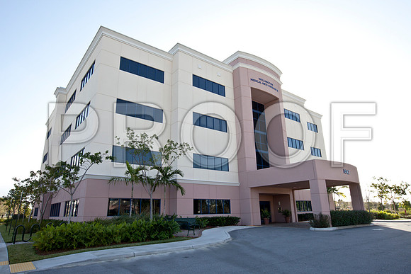 4937_DG_Dr_Amos_Clinic_Instalation_West_Palm_Beach_FL_2010_IMG_0122