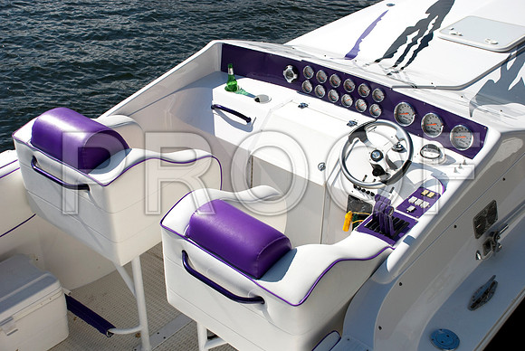 236299380_speedboat