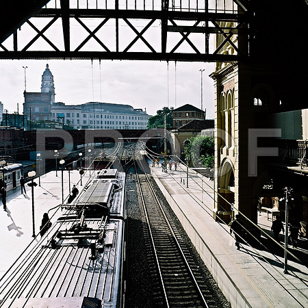 2594_FM_COLOR_SQ_TRAIN_STATION_SAO_PABLO_BRAZIL_2004_2
